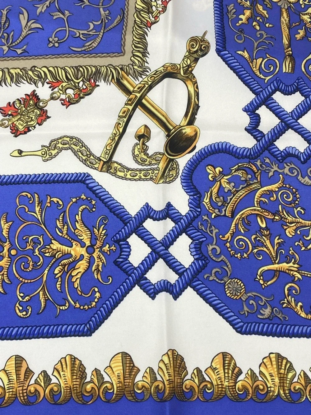 Hermes Silk Scarf Ludovicus Magnus Carre 90 Louis XIV F. de la Perriere - Picture 12 of 16